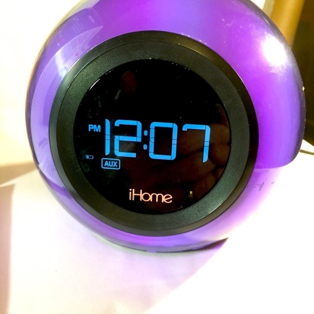 FM LED Color Changing Clock Radio Bluetooth USB - Picture 7 of 11